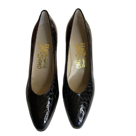 Salvatore Ferragamo Sneelia Pump In Black Crock Patterned Leather 6.5 AA NIB - Picture 1 of 7